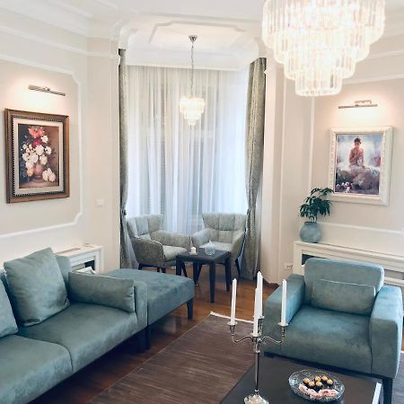 Knez Sima Jacuzzi, 3 Bedrooms, Balcony In Stari Grad เบลเกรด ภายนอก รูปภาพ