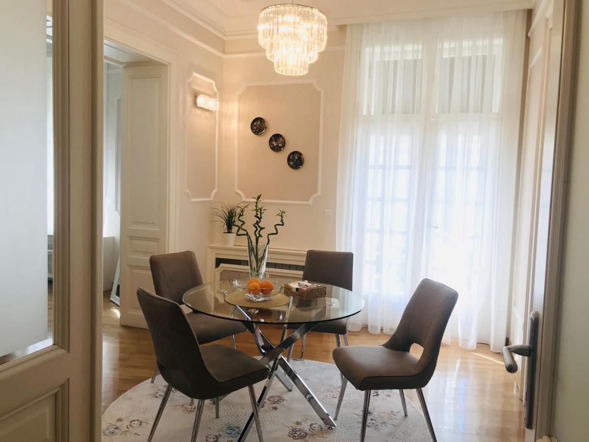Knez Sima Jacuzzi, 3 Bedrooms, Balcony In Stari Grad เบลเกรด ภายนอก รูปภาพ