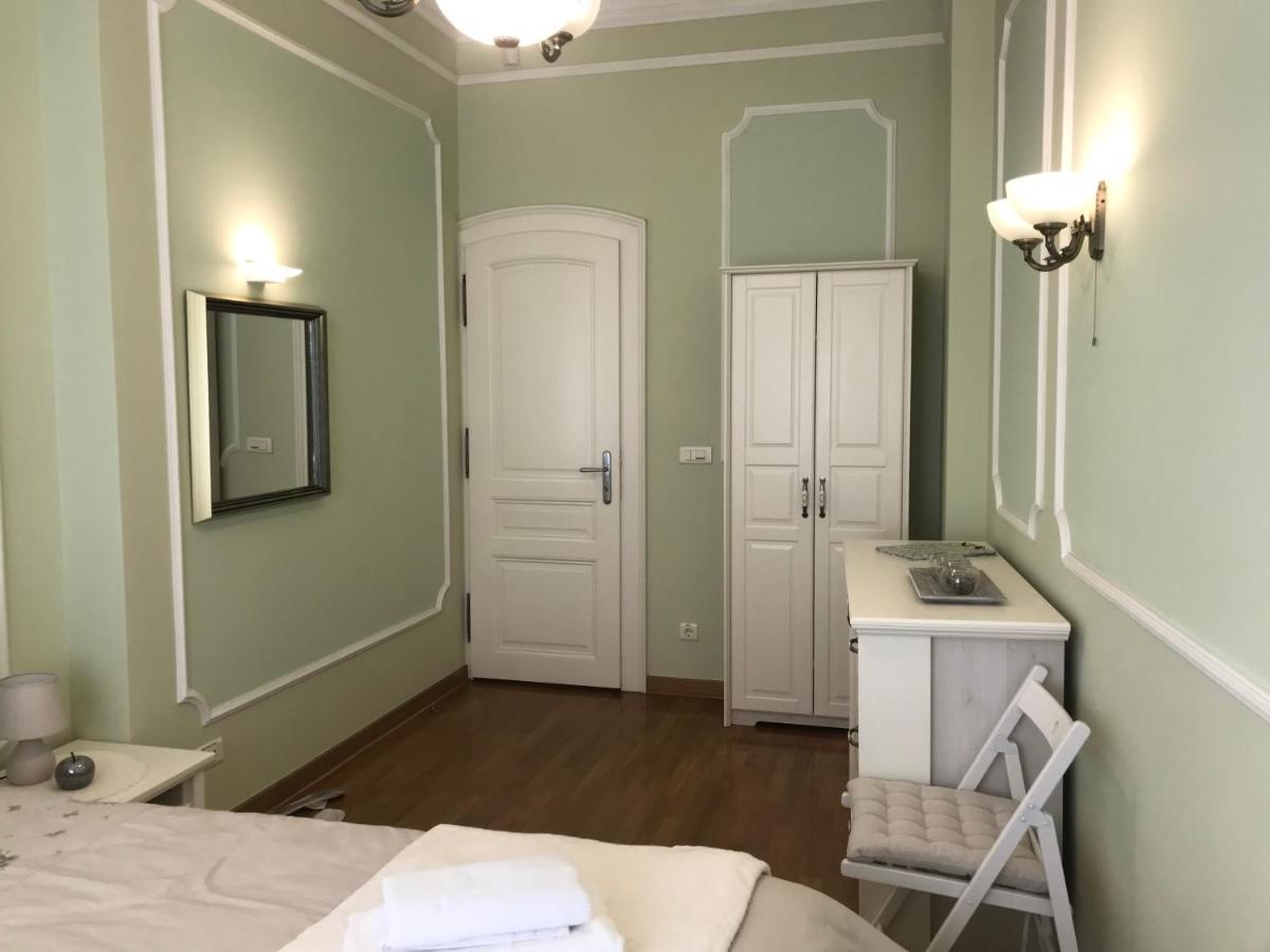 Knez Sima Jacuzzi, 3 Bedrooms, Balcony In Stari Grad เบลเกรด ภายนอก รูปภาพ