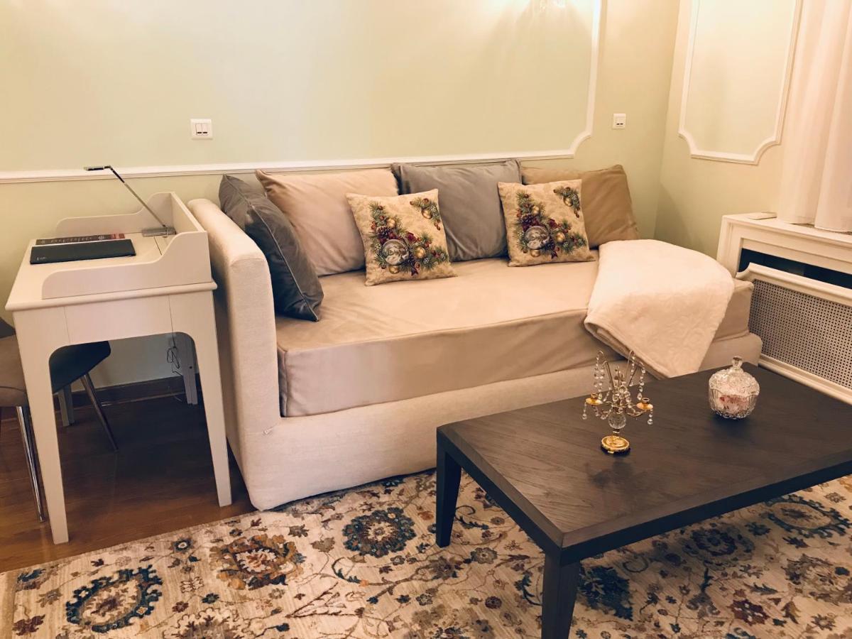 Knez Sima Jacuzzi, 3 Bedrooms, Balcony In Stari Grad เบลเกรด ภายนอก รูปภาพ